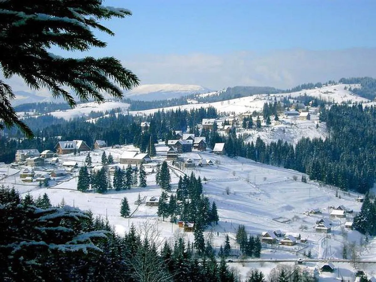 Yablunitsa ski resort Ukraine 2